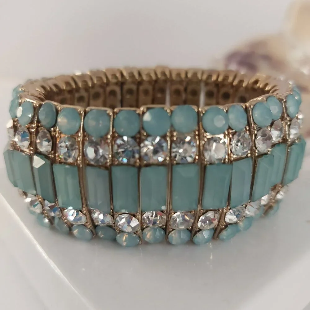 Turquoise Crystal Stretch Bracelet - Brand Unspecified - Picture 3 of 7